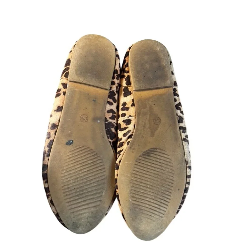 Torrid Animal Print Slip‎ On Flat Shoe Tan 10W Neutral Preppy Work Wear Artsy